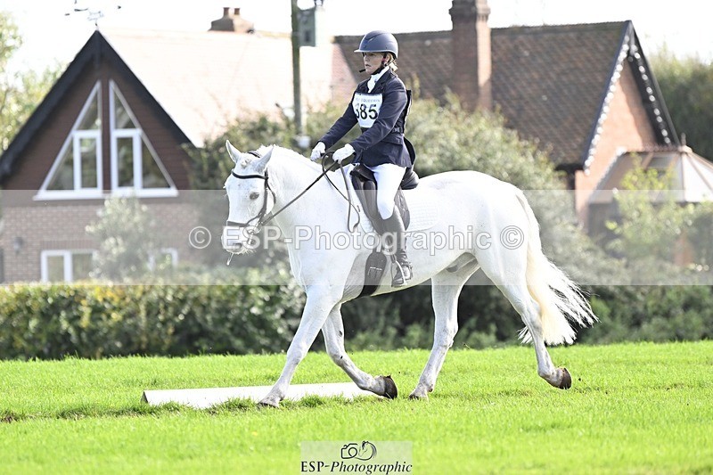 241025-141001-09609 - 385-Helen.Hickson-CEIDE.HUMPHRY