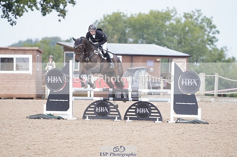 240831A-112504-01174 - 016-Max.Forster-FLO.CORMINT