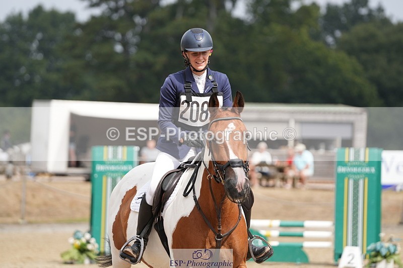 250824A-121704-35915 - 2085-Izabelle.Woodman