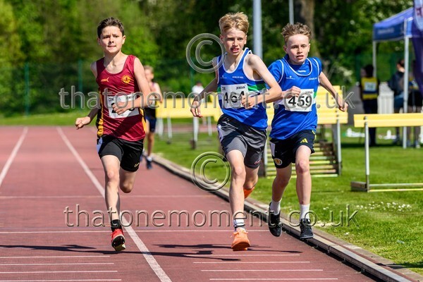 West25Sat-928176 - Track Male