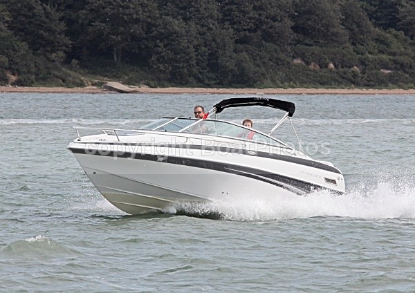 090725 CROWNLINE IMG_1407 - Motorboats - Open