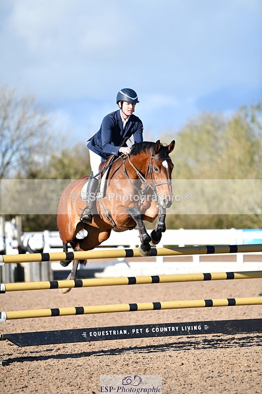 231110A-144151-00834 - Cls 6 Foxhunter & 1.20m Open