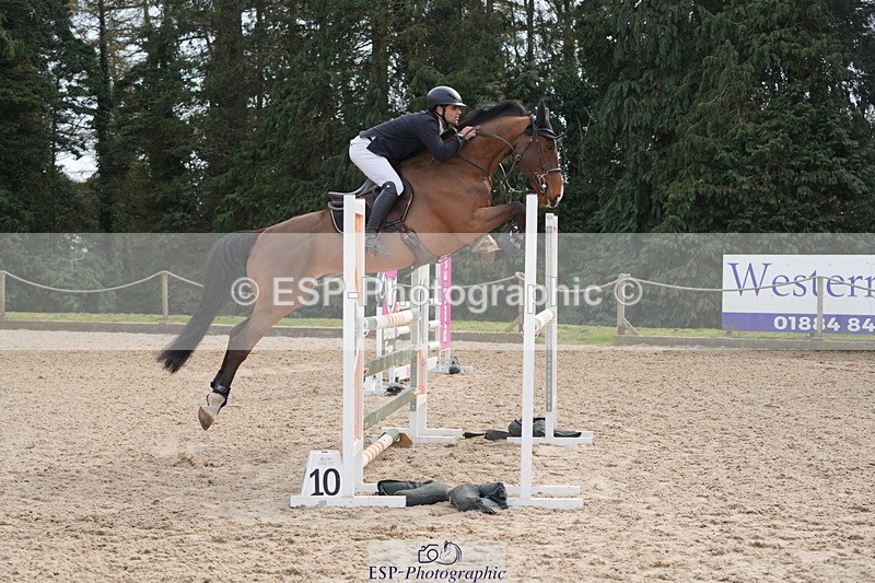 260322A-132434-01835 - 12 Newcomers 1m 10 Open