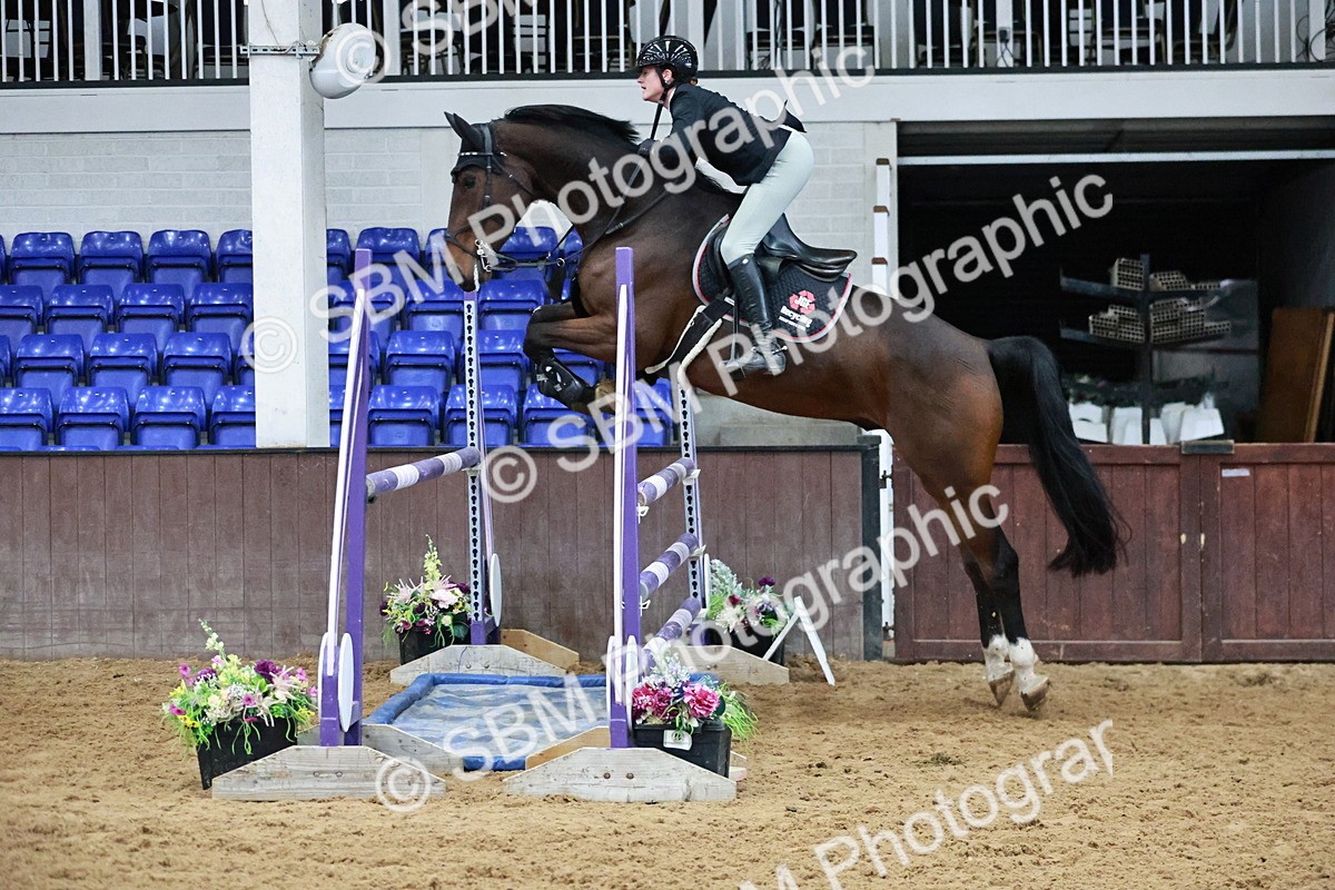 SBM_001328 - Class 4 - Senior Newcomers 1.10m