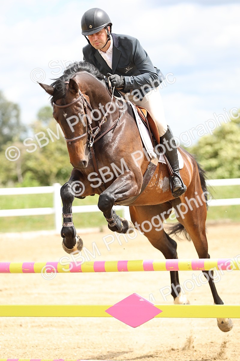 SBM_000439 - Class 3 - Senior Discovery - 1.00m