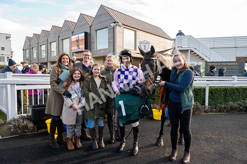 120224-Race 4-Val Dancer-6250 - Race 4