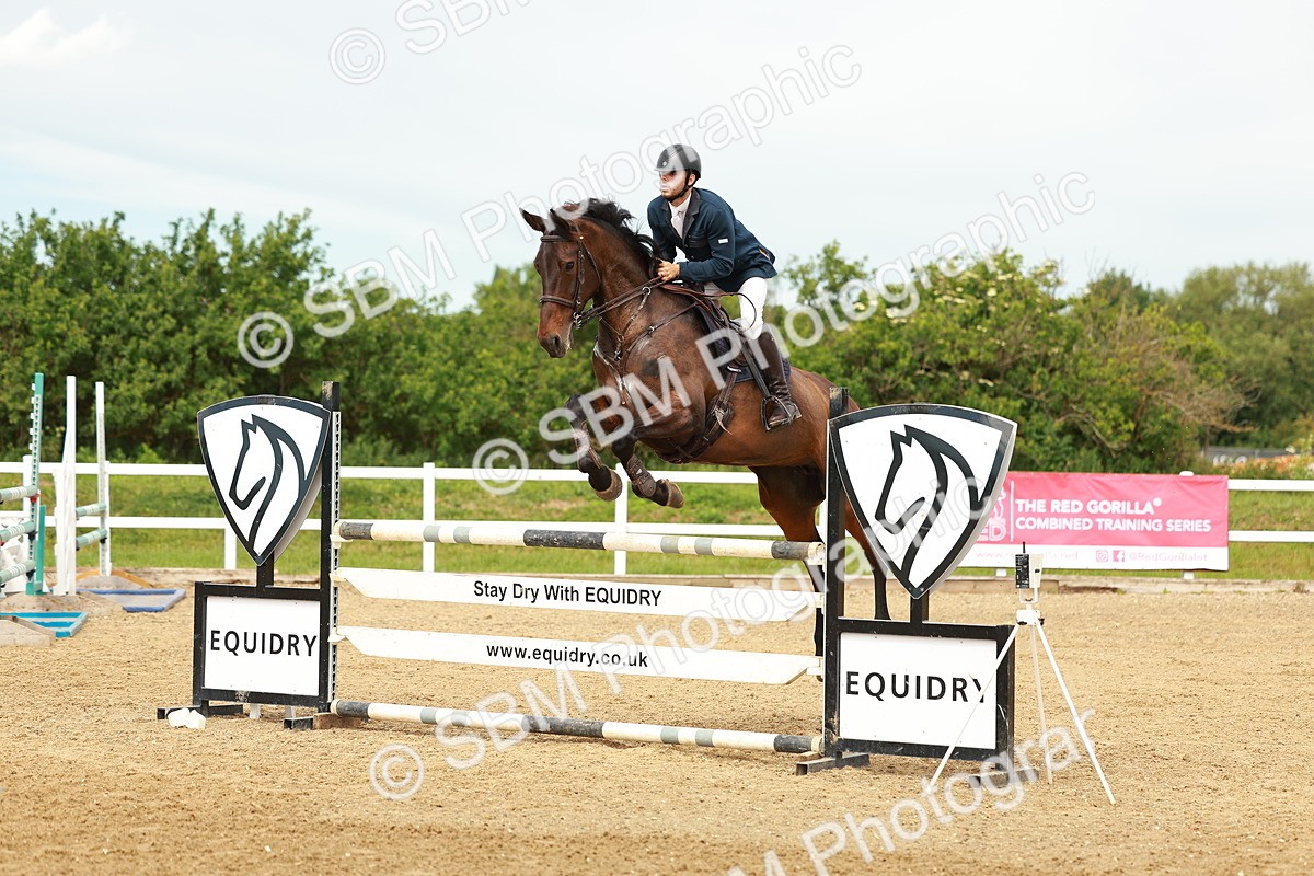 SBM_002254 - Class 4 - Senior Newcomers - 1.10m