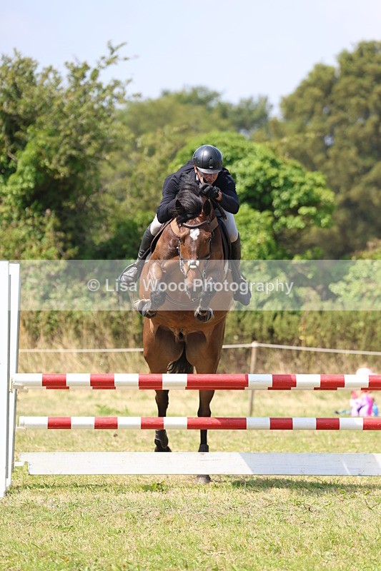 3E7A2883 - Class 7: Senior British Novice/90cm open