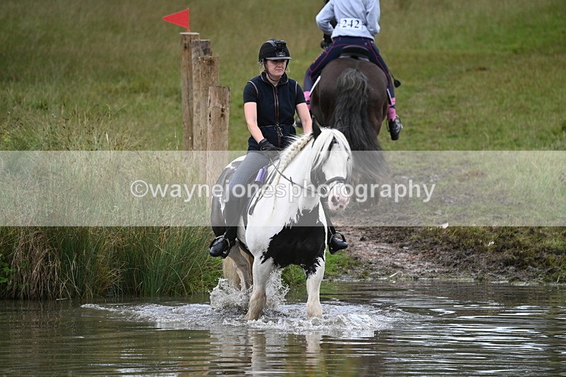 WJ7_2532 - Time at Water 11:14 to 11:36