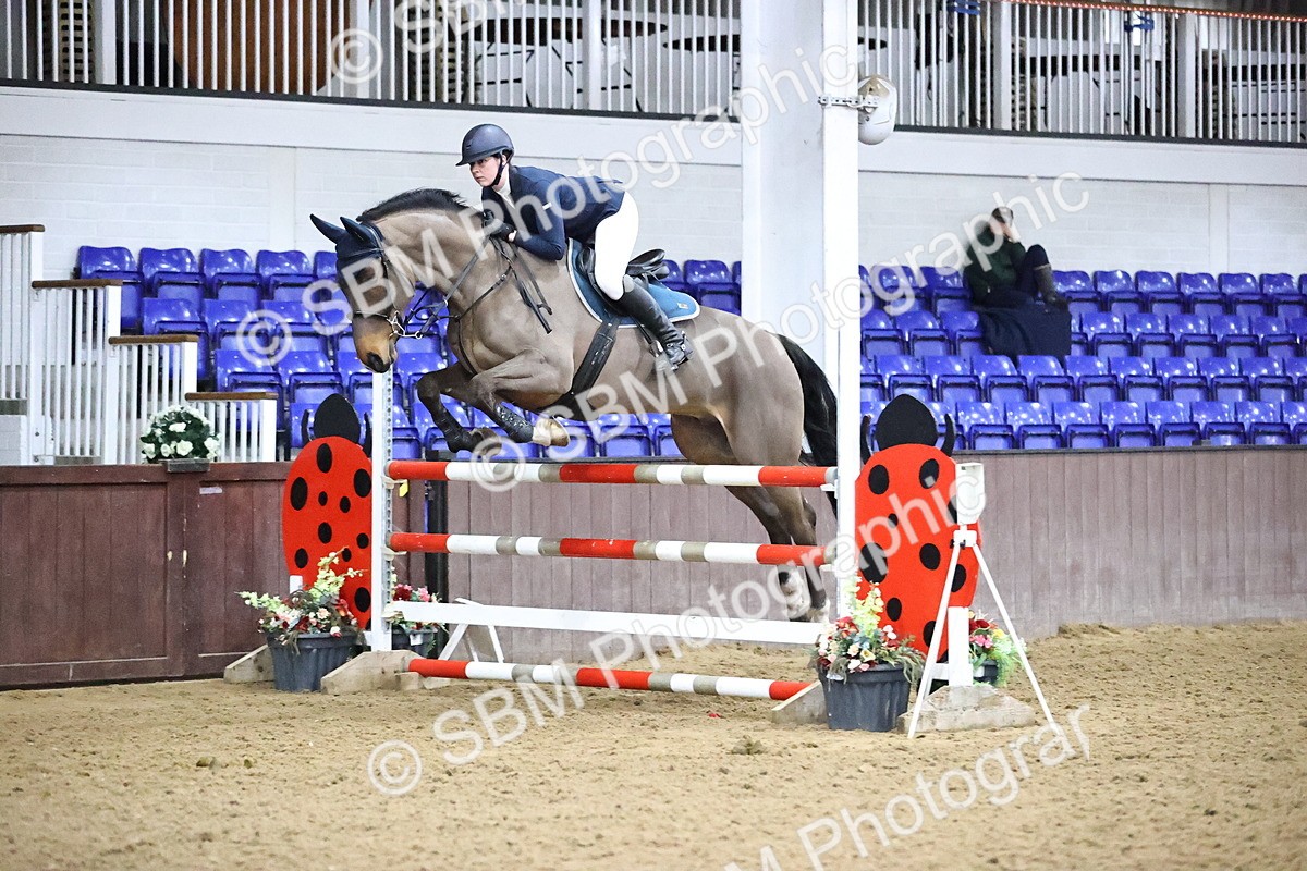 SBM_010136 - Class 25 - Equestrian Senior Foxhunter 1.20m