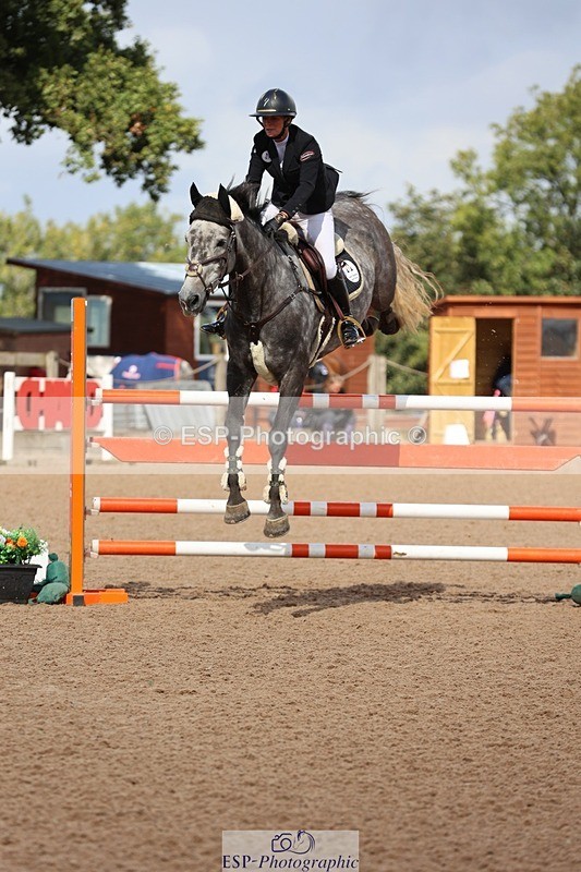 250911-120907-01349 - Cls 3 Snr Foxhunter