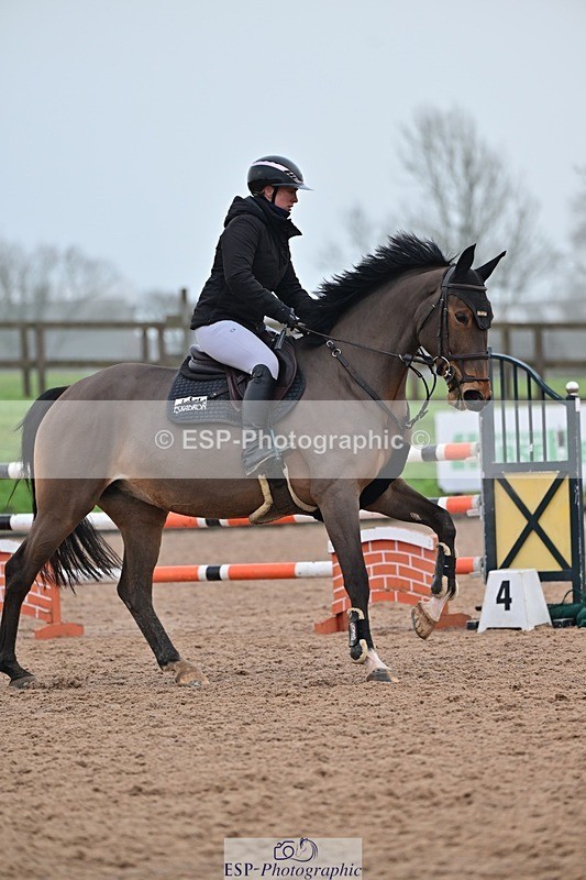 250122-124501-00427 - Cls 4 Newcomers and 1.10m