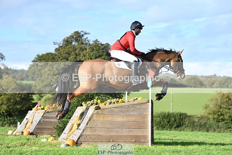 231022-142115-29015 - 345-THE.PREACHER.MAN-David.Doel-XC