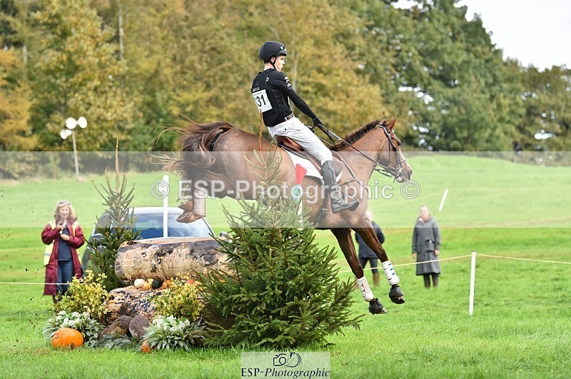 231022-135130-28926 - 331-KINSALE.OLTAIRE-Sean.Duffy-XC