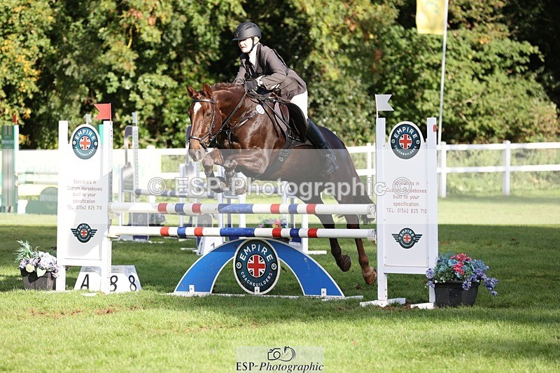 231022-150033-29566 - 461-WOODLANDS.JESTER-Karen.Cowling-TrotUp+SJ