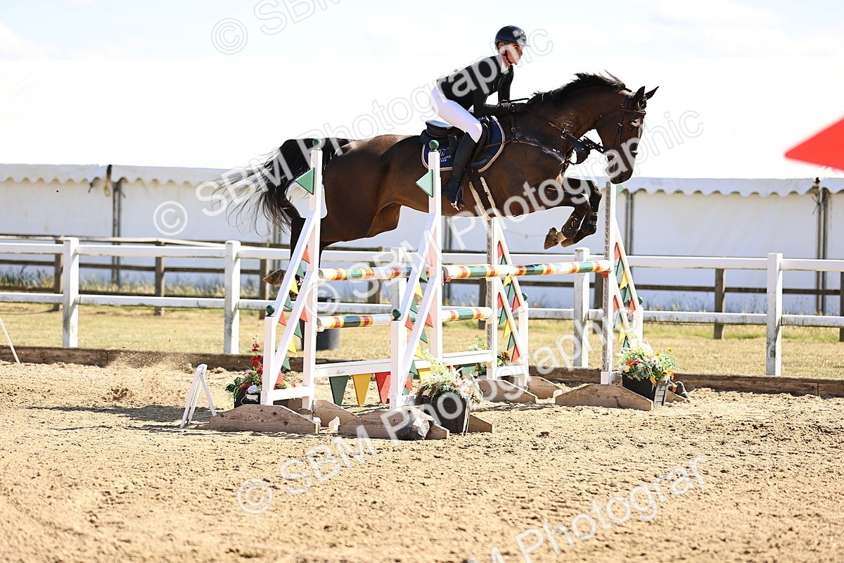 SBM_015485 - Class 16 - Senior foxhunter - 1.20m Open
