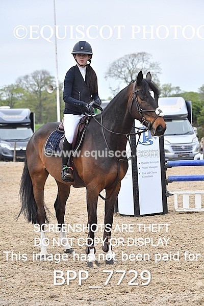 BPP_7729 - CLASS 14 SAT Senior BritiNovice/ 90cm Open