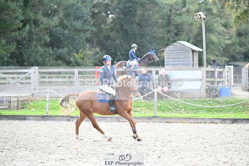 251004A-154619-01974 - Classes 8 & 9 70cm