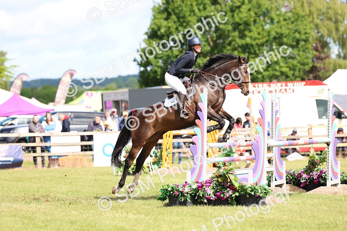 SBM_13533 - Class 206 - Senior Newcomers - 1.10m Open