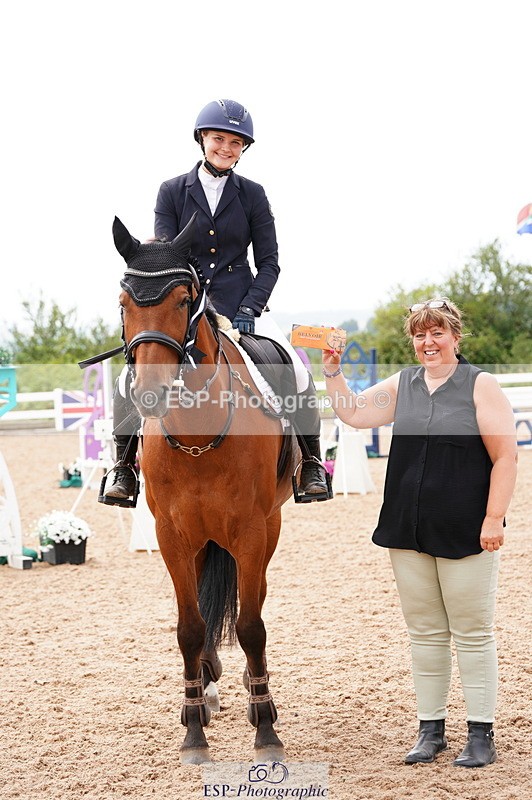 240803A-142728-08493 - Cls 38 1.05m Amateur Qualifier