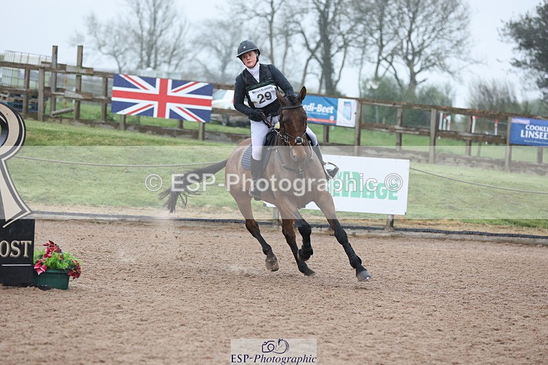 250418-092620-00382 - 029-Harriet.Birkby-CBH.CLOVER.LINING