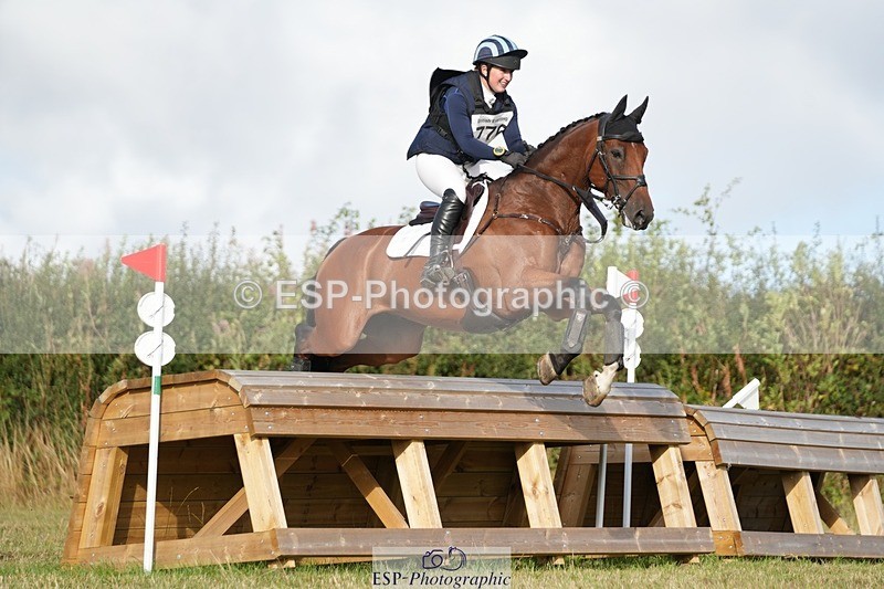 250831-174019-13965 - P-776-Ellie.Discombe