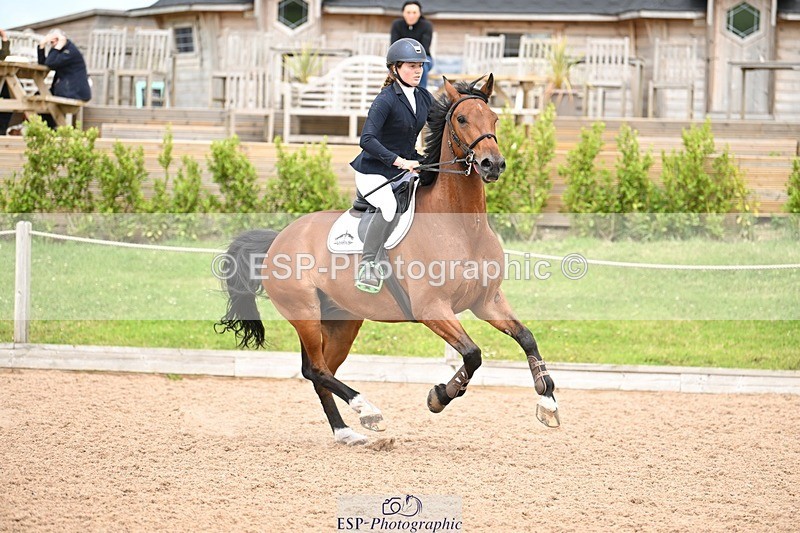 250611-125607-00573 - Cls 4 Snr Newcomers & 1.10m Open