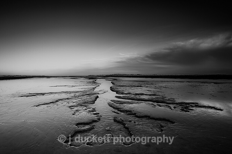  - Peer into the Darkness (coast)