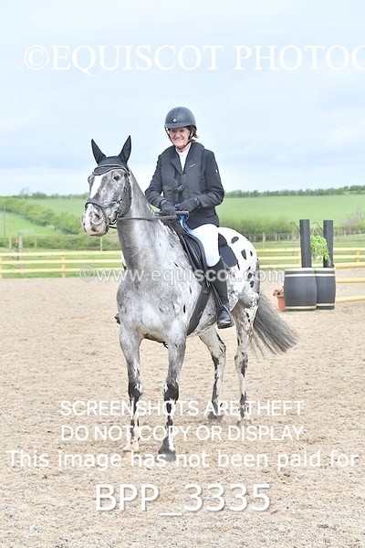 BPP_3335 - CLASS 14 SUN Senior BritiNovice/ 90cm Open