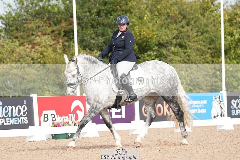 250906-102632-01248 - 029-Emma.DairCastle.Ellis.Esmeralda