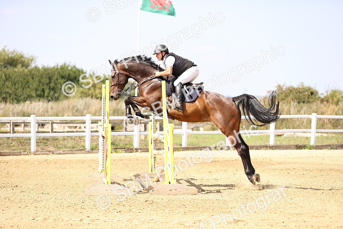 SBM_006701 - Class 12 - Amateur Championship Qualifier 1.05m