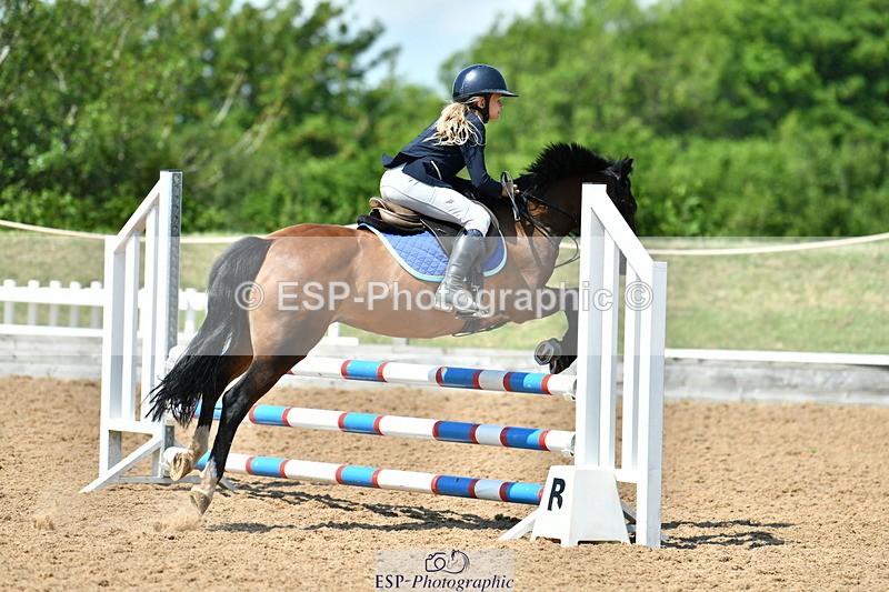 230625A-113030-03771 - Cls 34 Stepping Stones 128 + 138cm