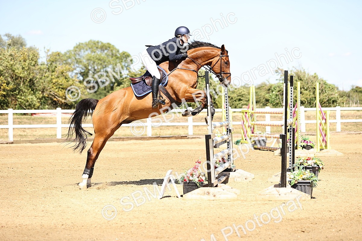 SBM_015121 - Class 16 - Senior foxhunter - 1.20m Open