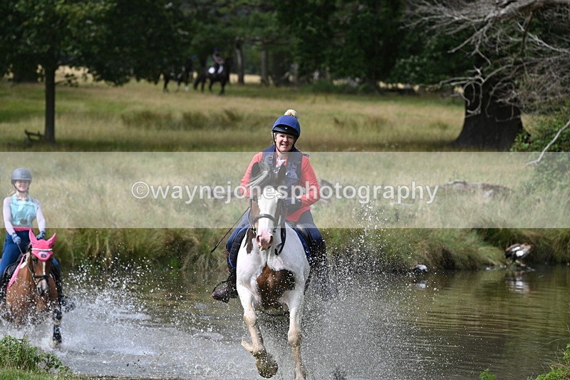 WJ7_1796 - Time at Water 10:48 to 11:13