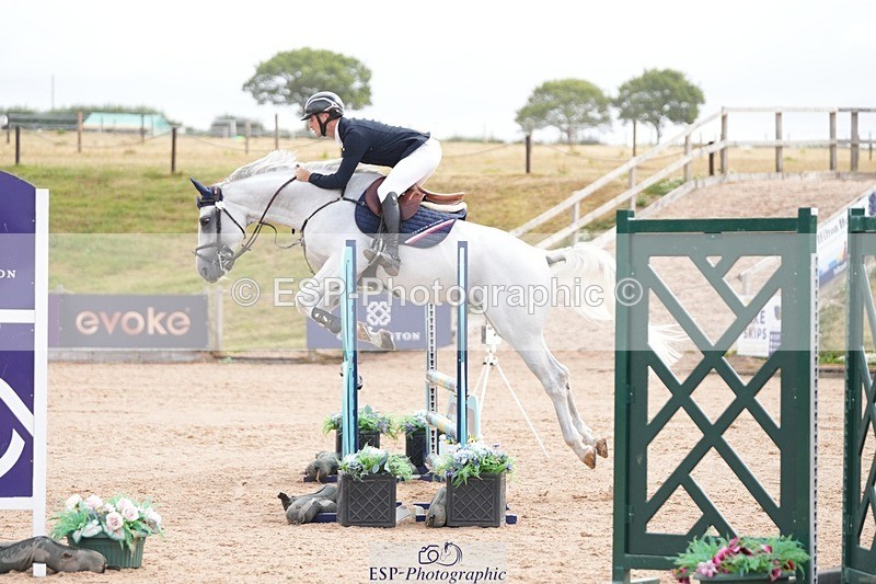 260730-102311-01657 - Cls 1 British Novice and 90cm