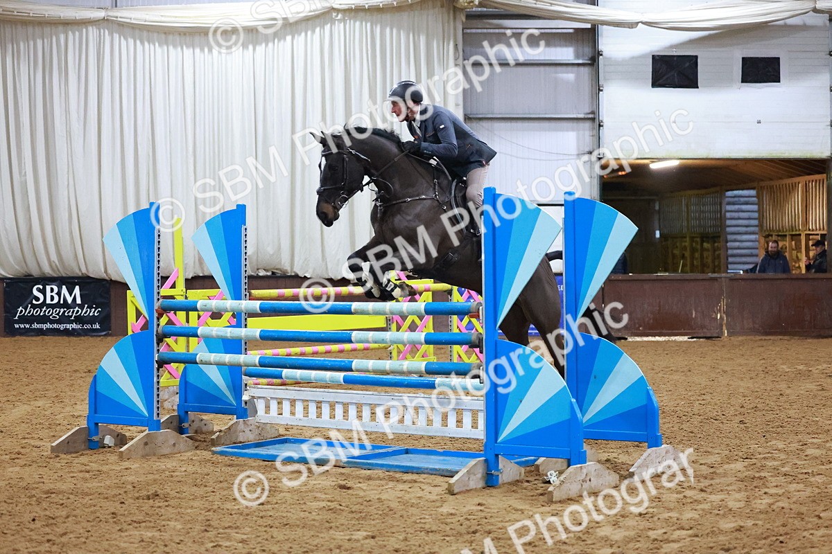 SBM_002569 - Class 5 - Senior Foxhunter 1.20m