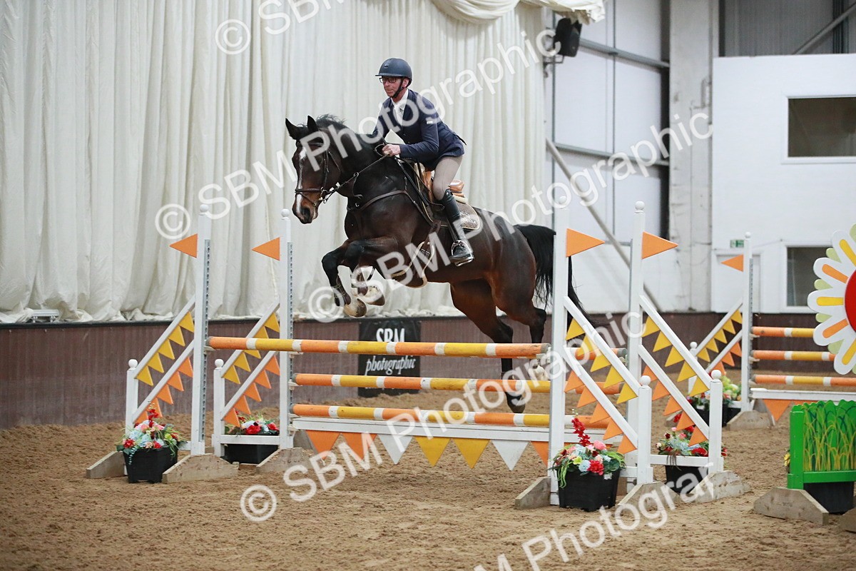 SBM_001192 - Class 4 - Senior Newcomers - 1.10m Open
