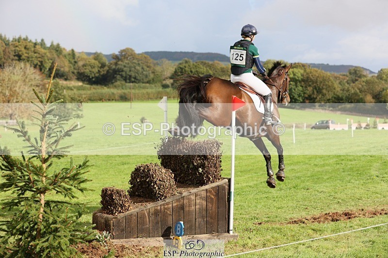 231020-141820-09337 - 125-KINDA.CORVETTE-Dani.Evans-XC