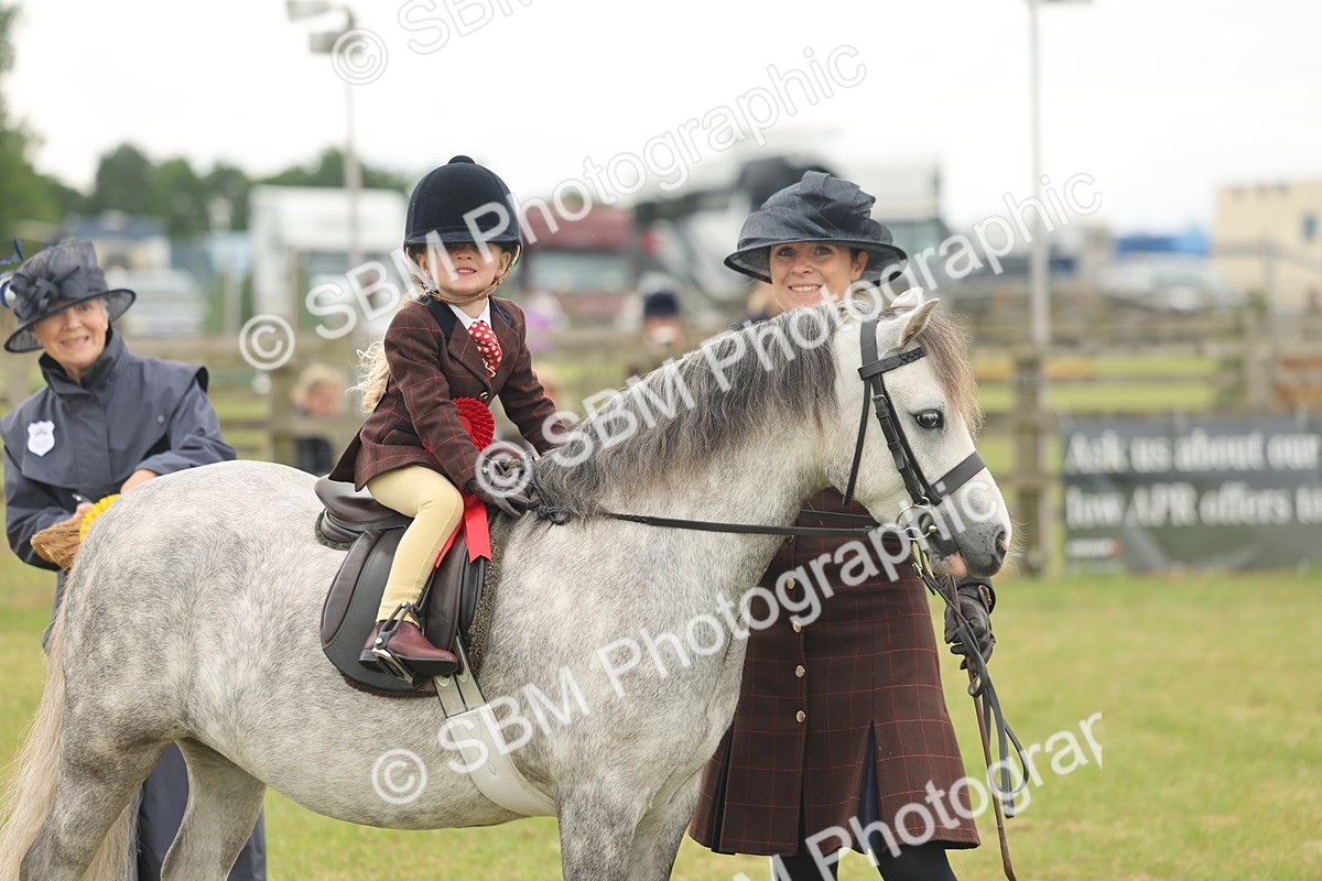SBM_06800 - Class 74-75 - M&M Lead Rein and First Ridden Pony