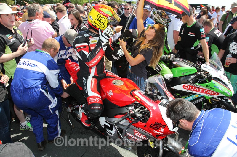 IMG_0521 - Senior TT - Start Line