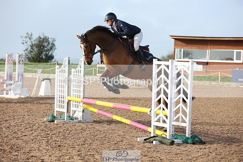 240210A-102016-00354 - Cls 17+18 Club and Schools 70cm