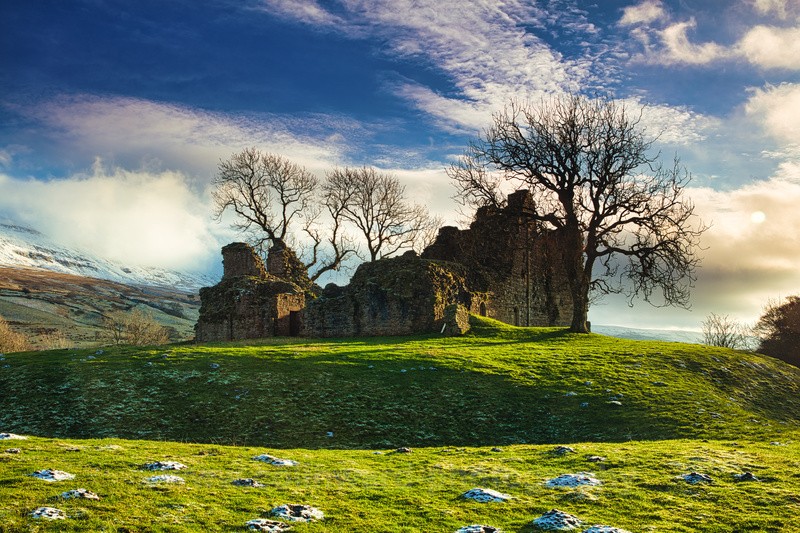 Pendragon Castle.   ref 9969 - The Pennines and Cumbria