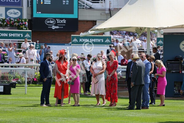 yr09072022r2-1 - Race 2 2.20pm John Smith's Silver Cup