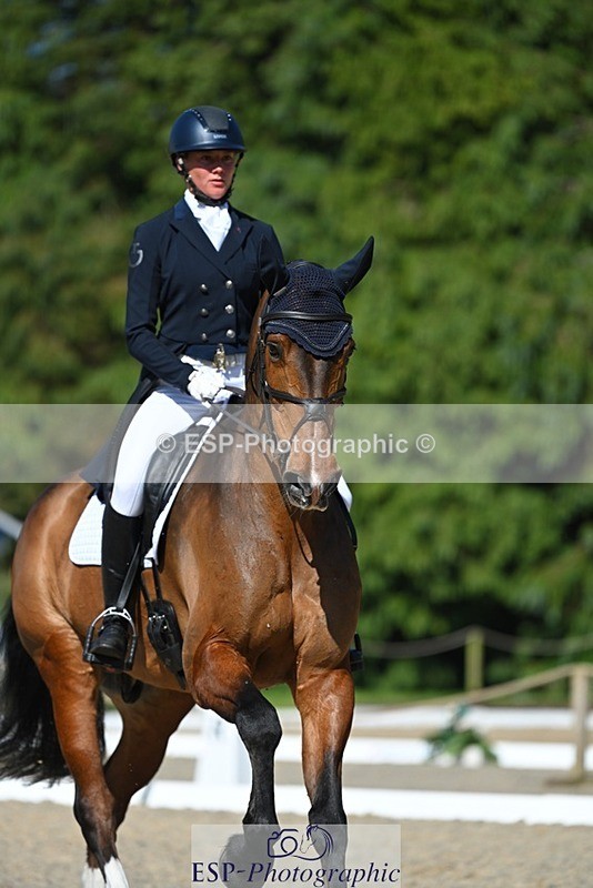 230526-162541-07375 - 256-ALS_RUSSIAN_ROLEX-Jemima_Howden-WEDTrotUp+DR
