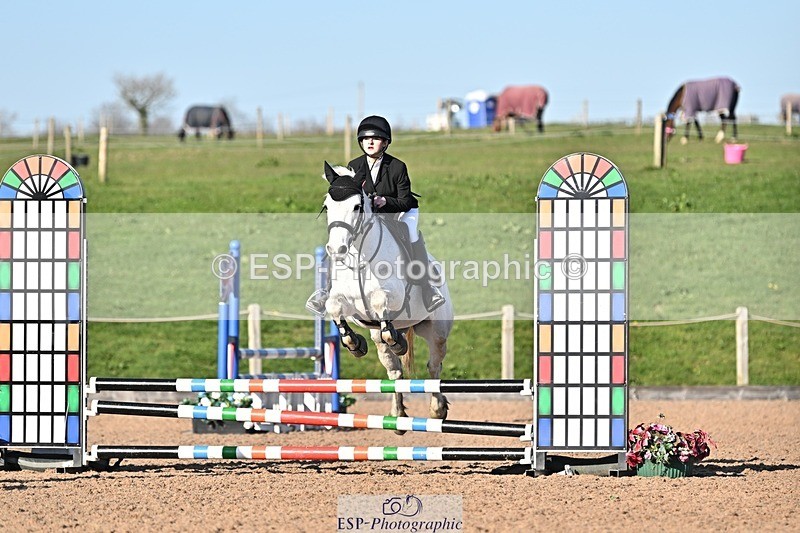 250401-171952-00355 - 70cm classes