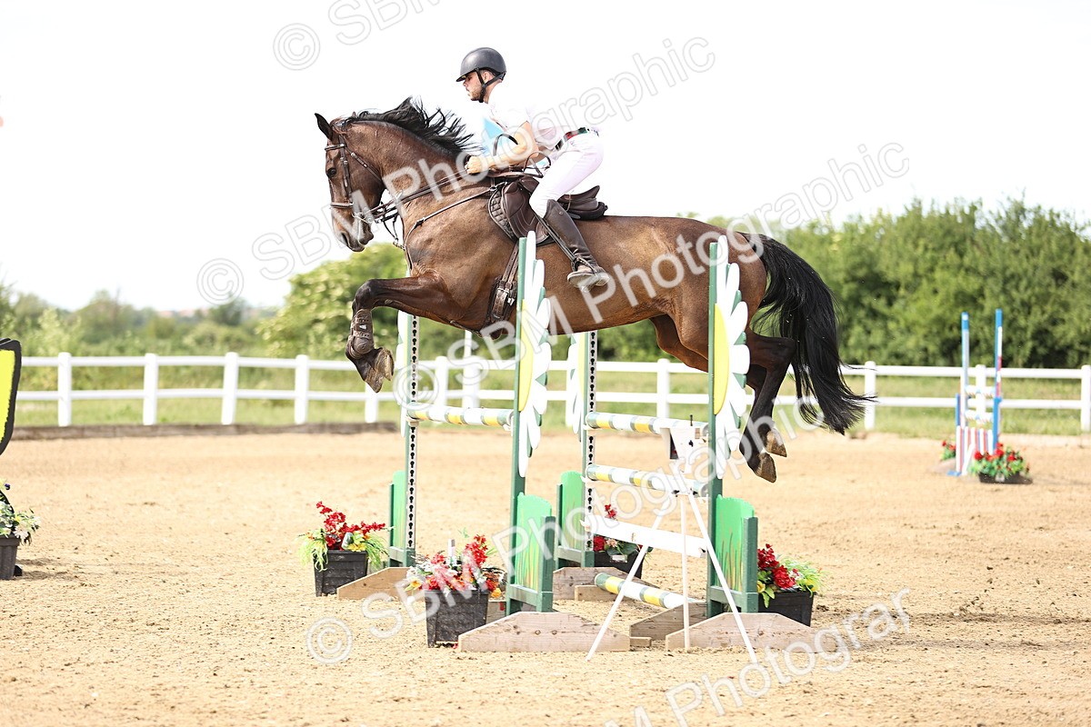 SBM_005161 - Class 12 - 1.15m Open (Members Cup)
