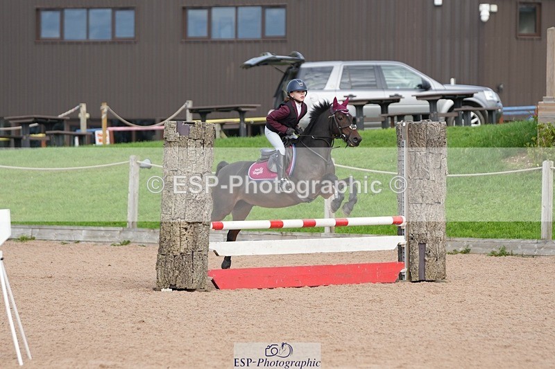 250921-101451-02139 - Cls 4 Pony British Novice and 80cm
