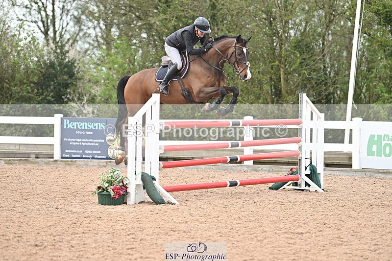 240406A-155811-04291 - Cls 17 National 1.30m Open