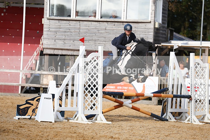 3E7A5286 - Class 9: 80cm Senior