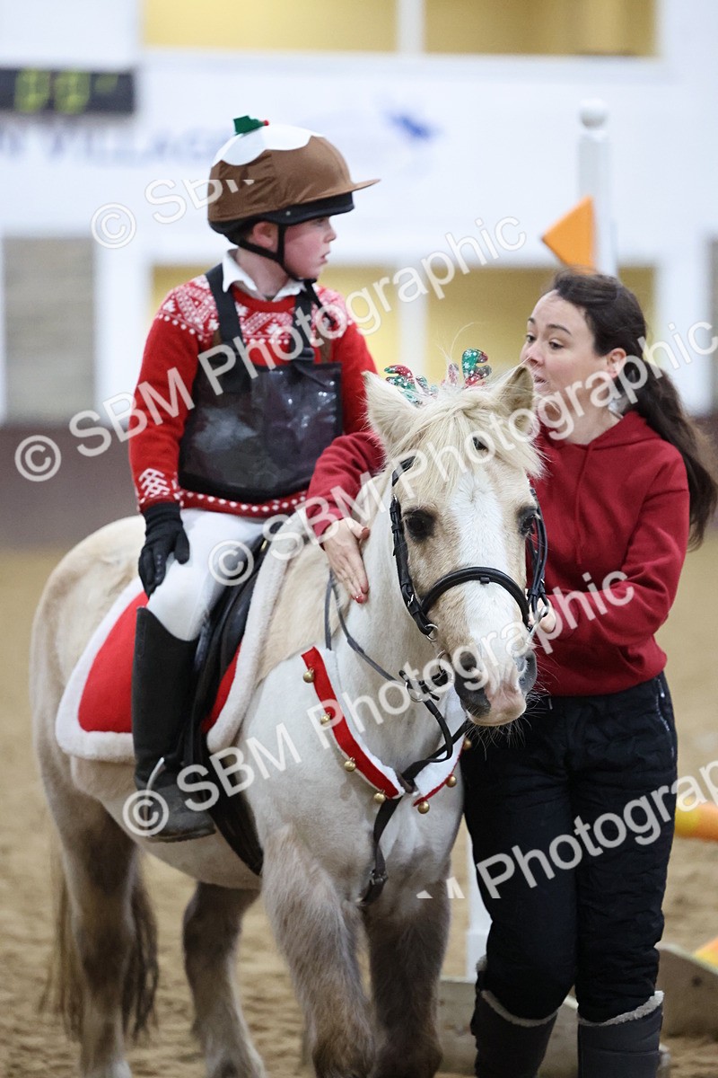 SBM_000034 - Class 1 - Santas Helpers - 40cm